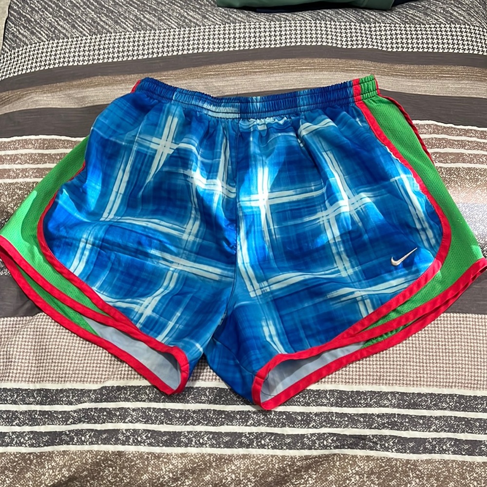 Nike short